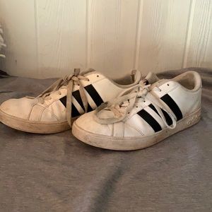 Old adidas sneakers, worn but would look good cleaned and with new laces!